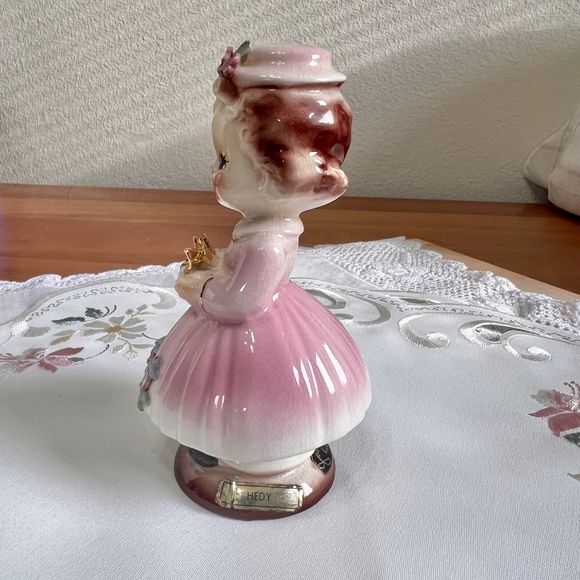 Josef Originals HEDY Figurine, 1953 Vintage Josef Birthday Doll, - Picture 4 of 10